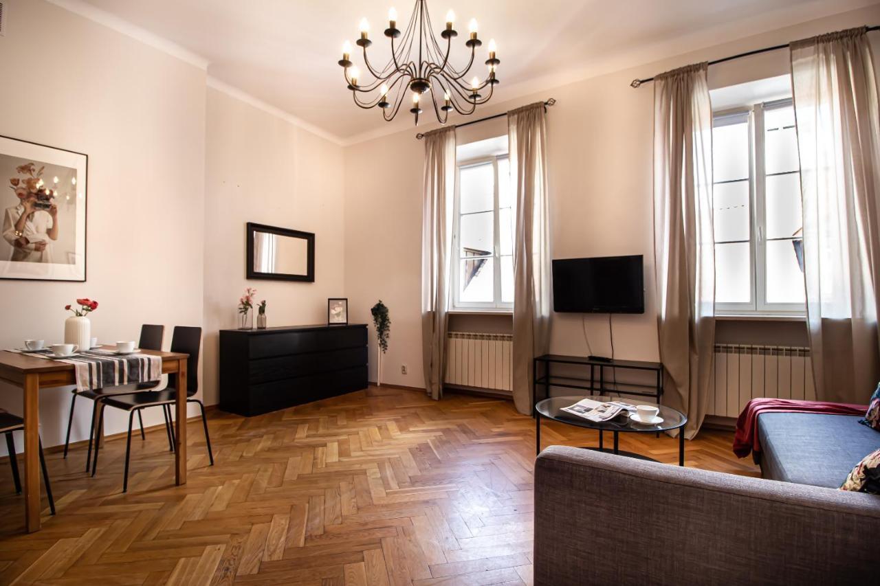 Swietojanska Old Town Apartment Warsaw Luaran gambar