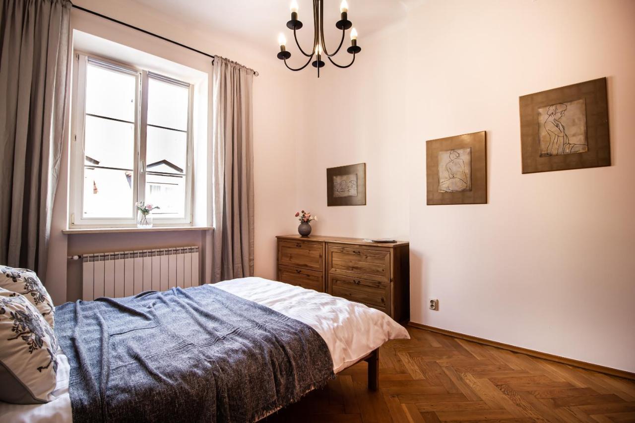 Swietojanska Old Town Apartment Warsaw Luaran gambar