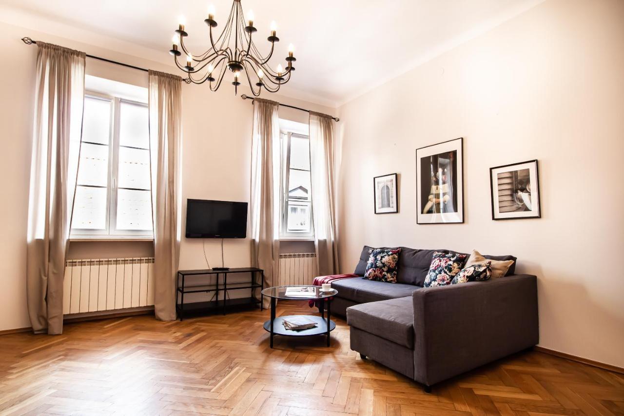 Swietojanska Old Town Apartment Warsaw Luaran gambar