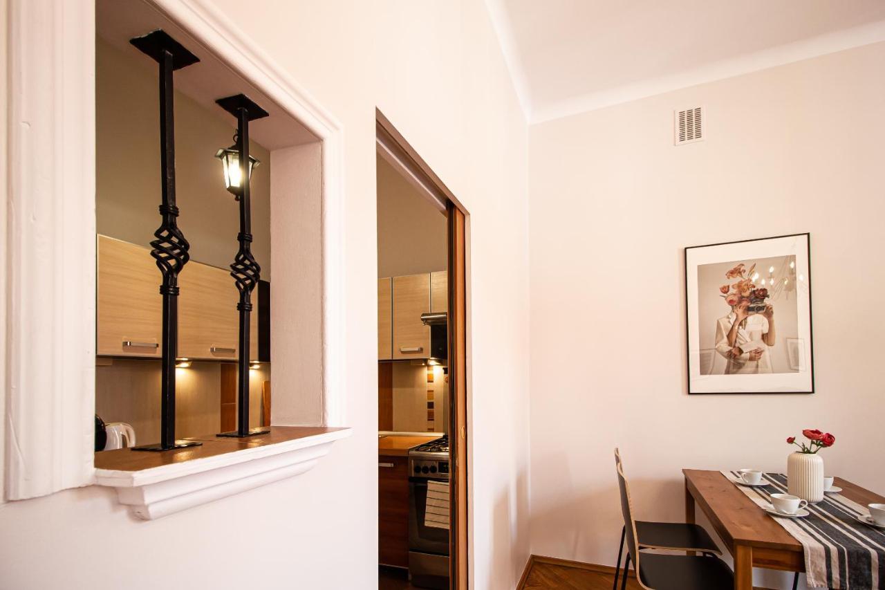 Swietojanska Old Town Apartment Warsaw Luaran gambar